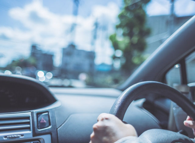 こんなに怖い 過労運転 くるまが